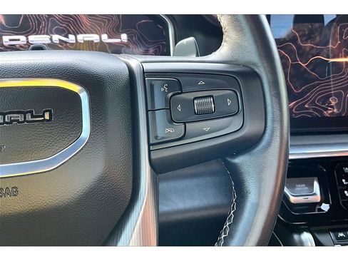 Used 2024 GMC Sierra 1500 Denali Ultimate image 13