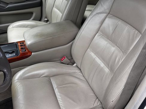 Used 1999 Lexus GS 400 image 7