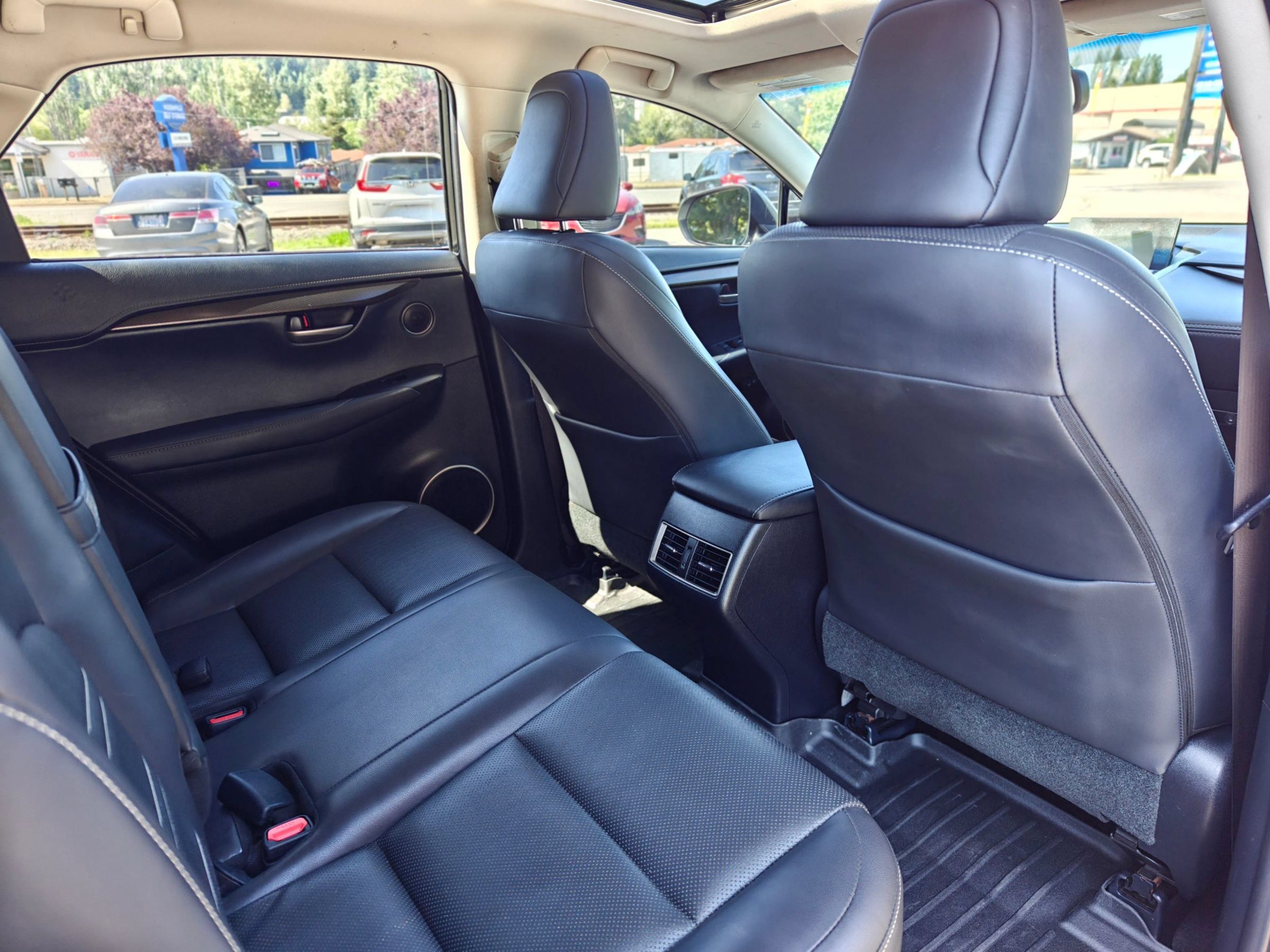 Used 2016 Lexus NX 200t AWD w/ Premium Package image 38