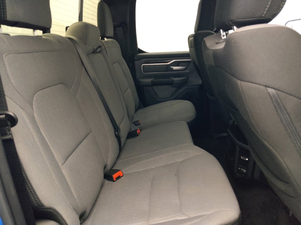 Used 2021 RAM 1500 Big Horn RWD image 19