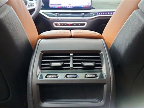 Used 2024 BMW X5 xDrive40i w/ M Sport Package image 53