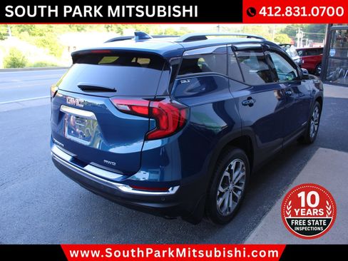 Used 2021 GMC Terrain SLT w/ Infotainment Package II AWD/4WD image 9