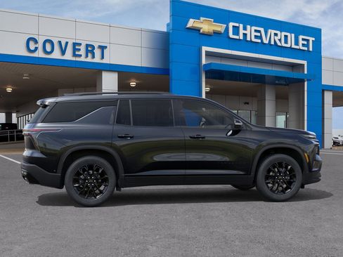 New 2026 Chevrolet Traverse LT w/ Midnight/Sport Edition image 5
