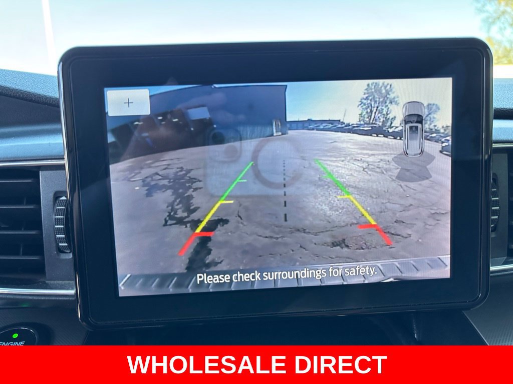 Used 2020 Ford Explorer XLT w/ Equipment Group 202A AWD/4WD image 23