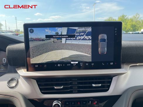 New 2025 Ford Explorer Active w/ Active Comfort Package image 21