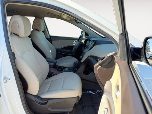 Used 2018 Hyundai Santa Fe Sport w/ 2.4L Value Package 02 AWD/4WD image 24