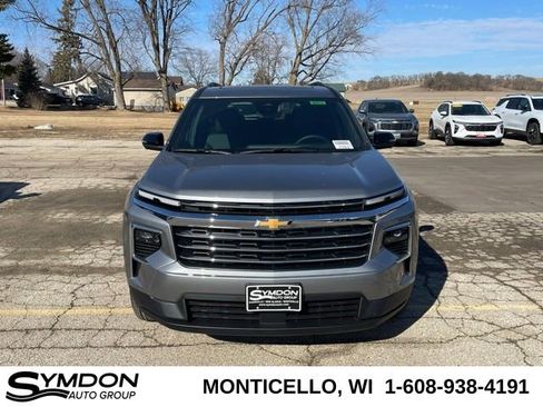 New 2026 Chevrolet Traverse LT w/ Sun and Wheel Package image 8