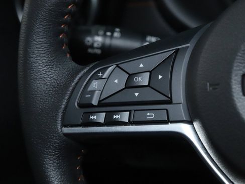 Certified 2024 Nissan Kicks SR image 22