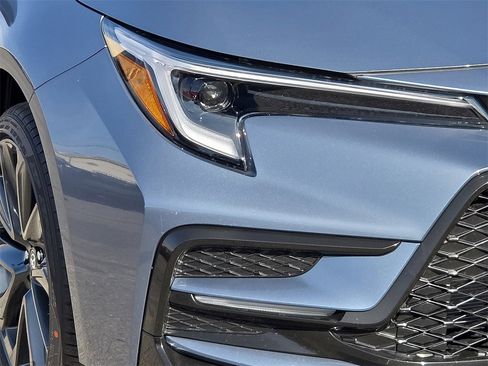 New 2026 Toyota Corolla SE image 21