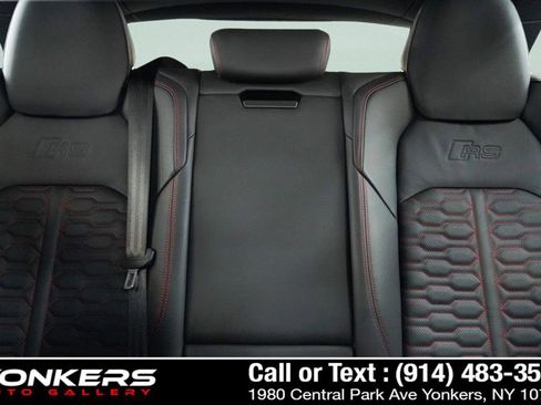 Used 2022 Audi RS 6 image 43