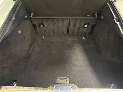 Used 2021 Porsche Panamera image 16