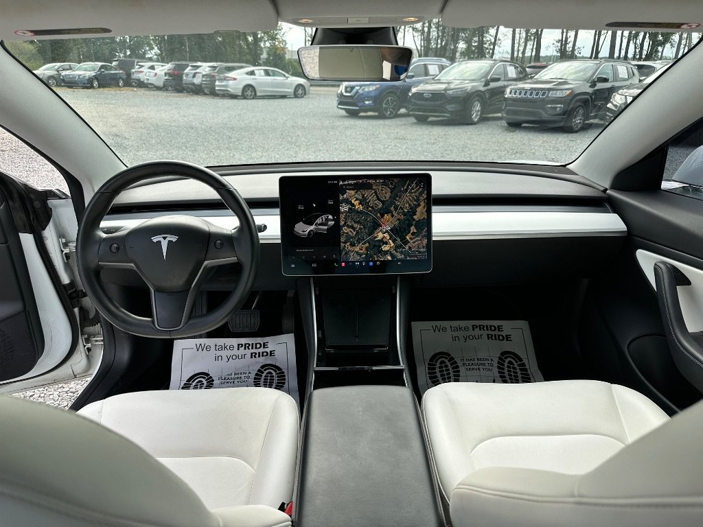 Used 2018 Tesla Model 3 Long Range AWD/4WD image 3
