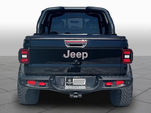 Used 2021 Jeep Gladiator Rubicon AWD/4WD image 5
