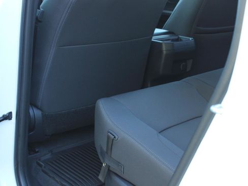 Used 2025 Toyota Tacoma SR5 image 41