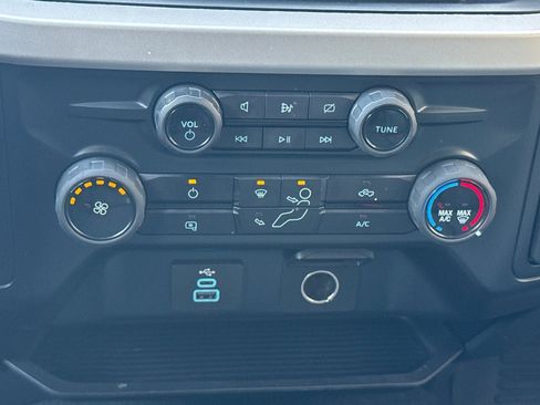 Certified 2023 Ford F350 XLT image 20