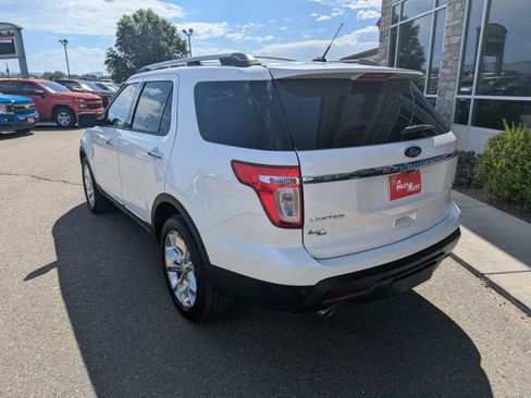 Used 2014 Ford Explorer Limited w/ Equipment Group 301A AWD/4WD image 3
