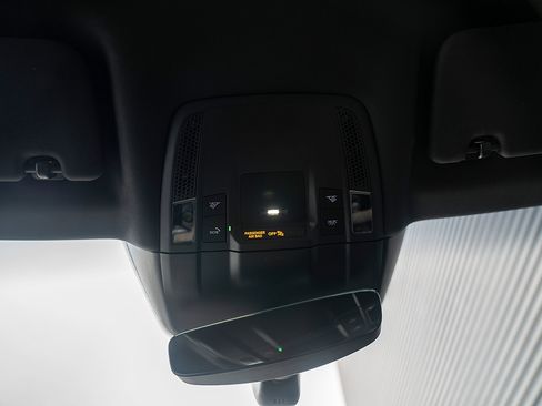 Certified 2023 Porsche Taycan image 10