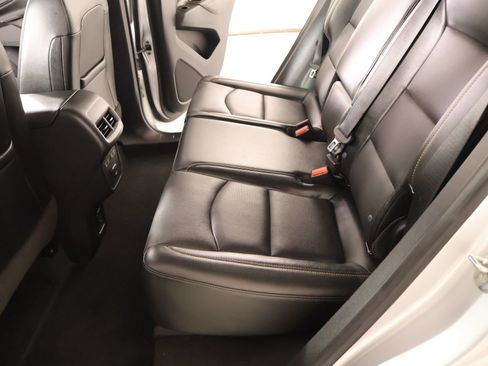 Used 2020 Chevrolet Equinox Premier AWD/4WD image 12