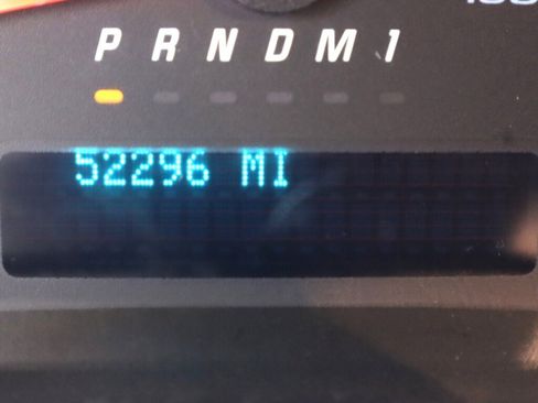 Used 2021 Chevrolet Express 2500 w/ Driver Convenience Package image 16