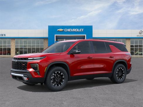 New 2026 Chevrolet Traverse Z71 w/ Driver Confidence Package image 2