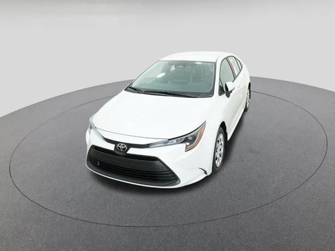 New 2026 Toyota Corolla LE image 16