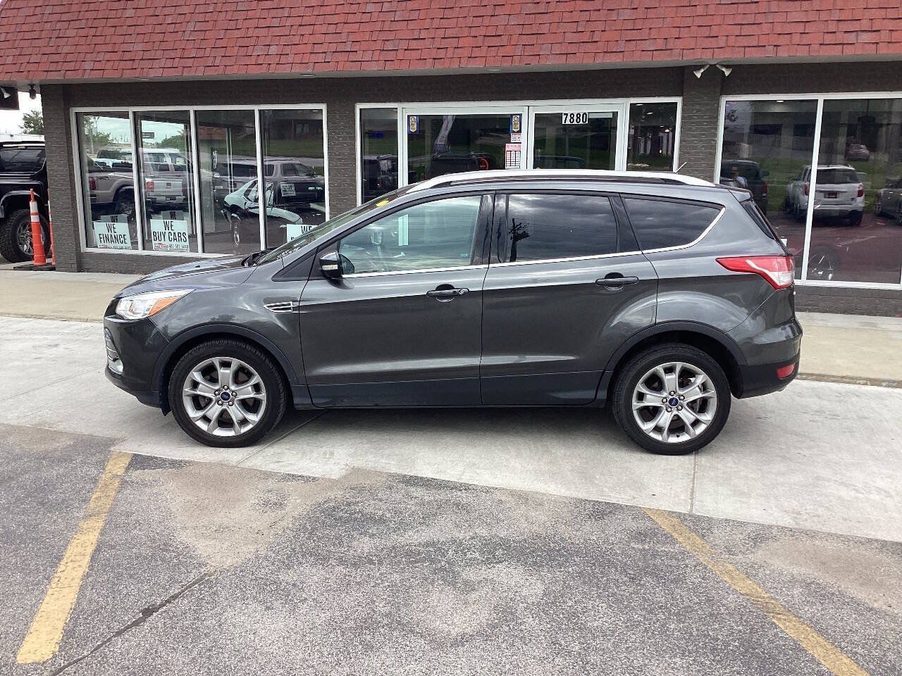 Used 2015 Ford Escape Titanium AWD/4WD image 5