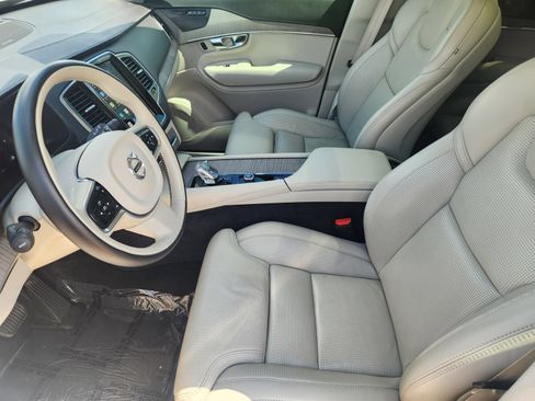 Used 2023 Volvo XC90 B6 Ultimate w/ Protection Package Premier AWD/4WD image 16