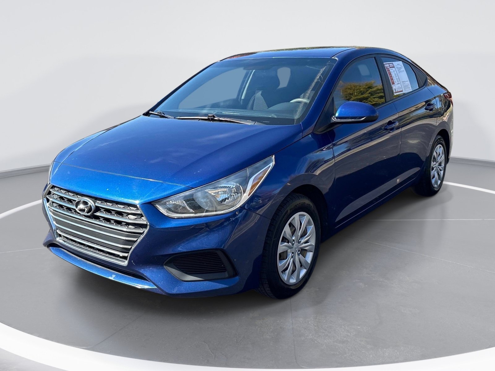 Used 2022 Hyundai Accent SE FWD image 3