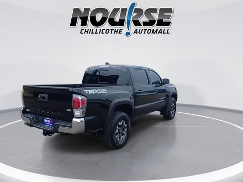 Used 2023 Toyota Tacoma TRD Off-Road image 8