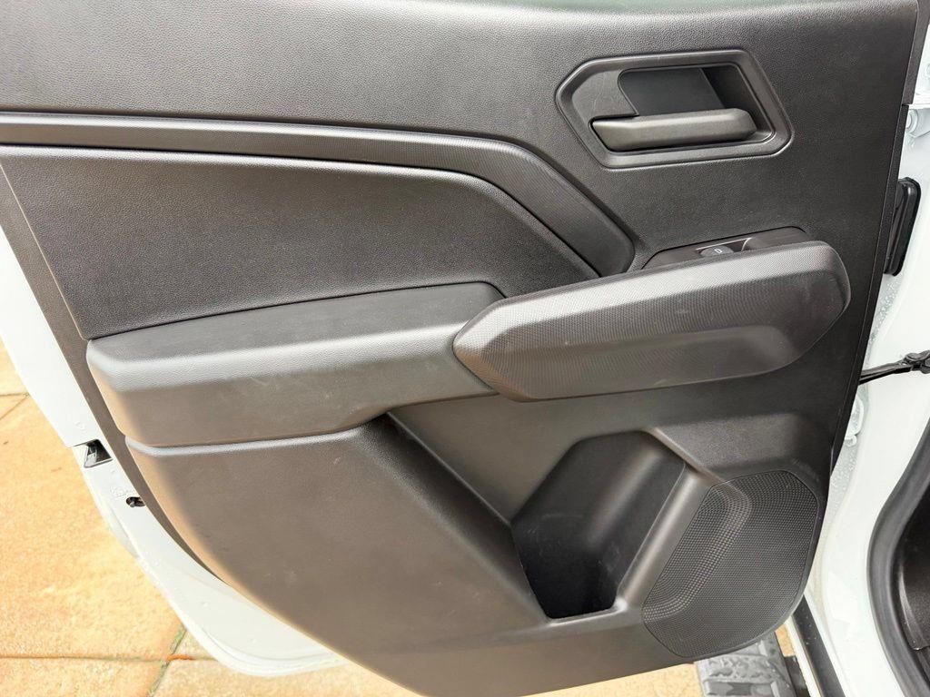 Used 2024 Chevrolet Colorado W/T RWD image 12