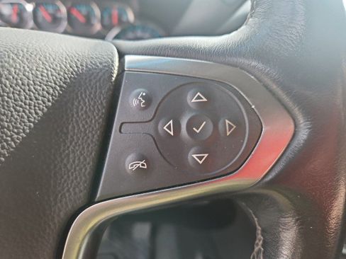 Used 2020 Chevrolet Suburban Premier image 14