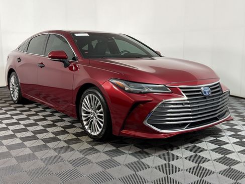 Used 2022 Toyota Avalon Limited w/ Advanced Safety Package FWD image 25