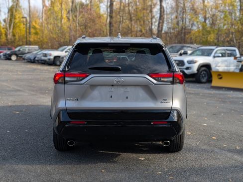 New 2025 Toyota RAV4 SE image 11