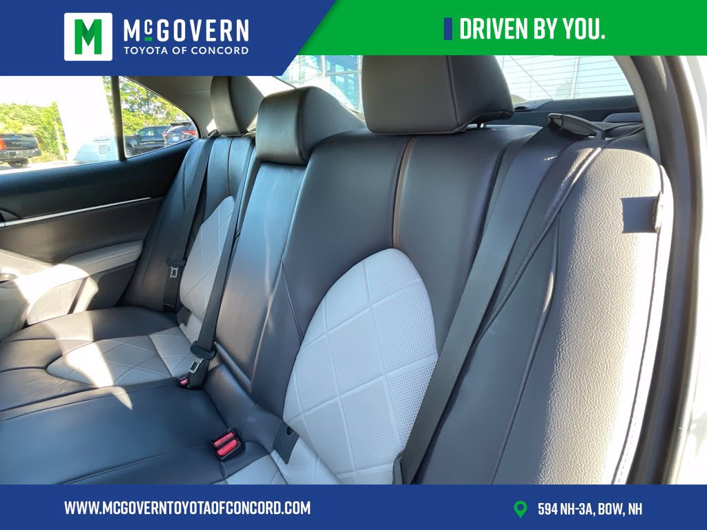 Used 2019 Toyota Camry XLE FWD image 29