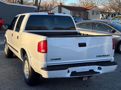 Used 2003 Chevrolet S10 Pickup LS image 9