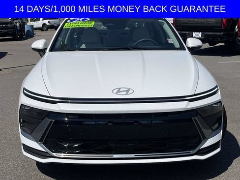 Used 2025 Hyundai Sonata SE FWD image 2
