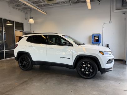 Used 2025 Jeep Compass Latitude w/ Convenience Group