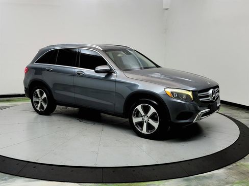 Used 2016 Mercedes-Benz GLC 300 4MATIC w/ Multimedia Package image 3