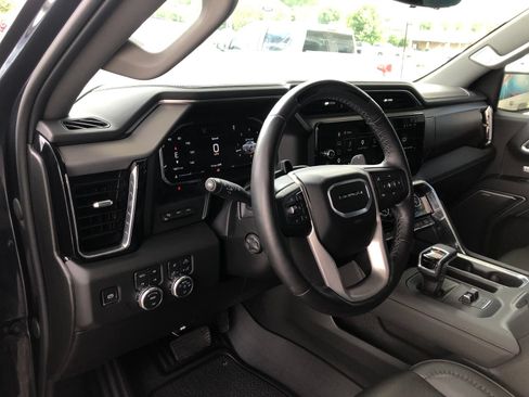 Used 2026 GMC Sierra 1500 Denali AWD/4WD image 17