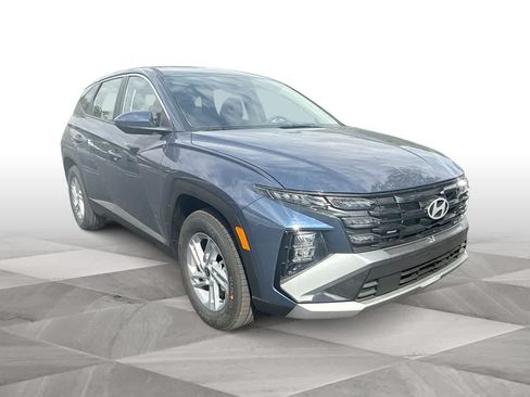 Used 2026 Hyundai Tucson SE FWD image 2