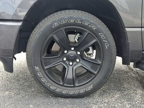 Used 2024 RAM 1500 Big Horn AWD/4WD image 8