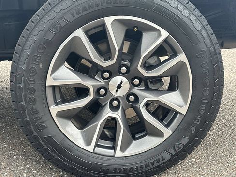 Used 2023 Chevrolet Silverado 1500 LT Trail Boss w/ Convenience Package II AWD/4WD image 18