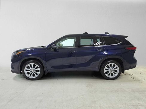 Used 2022 Toyota Highlander Limited AWD/4WD image 41