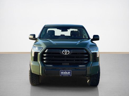 Used 2023 Toyota Tundra SR5 w/ SR5 Convenience Package image 2