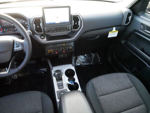 Used 2024 Ford Bronco Sport Big Bend w/ Convenience Package image 11