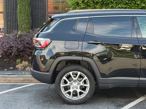 Used 2022 Jeep Compass Latitude AWD/4WD image 22