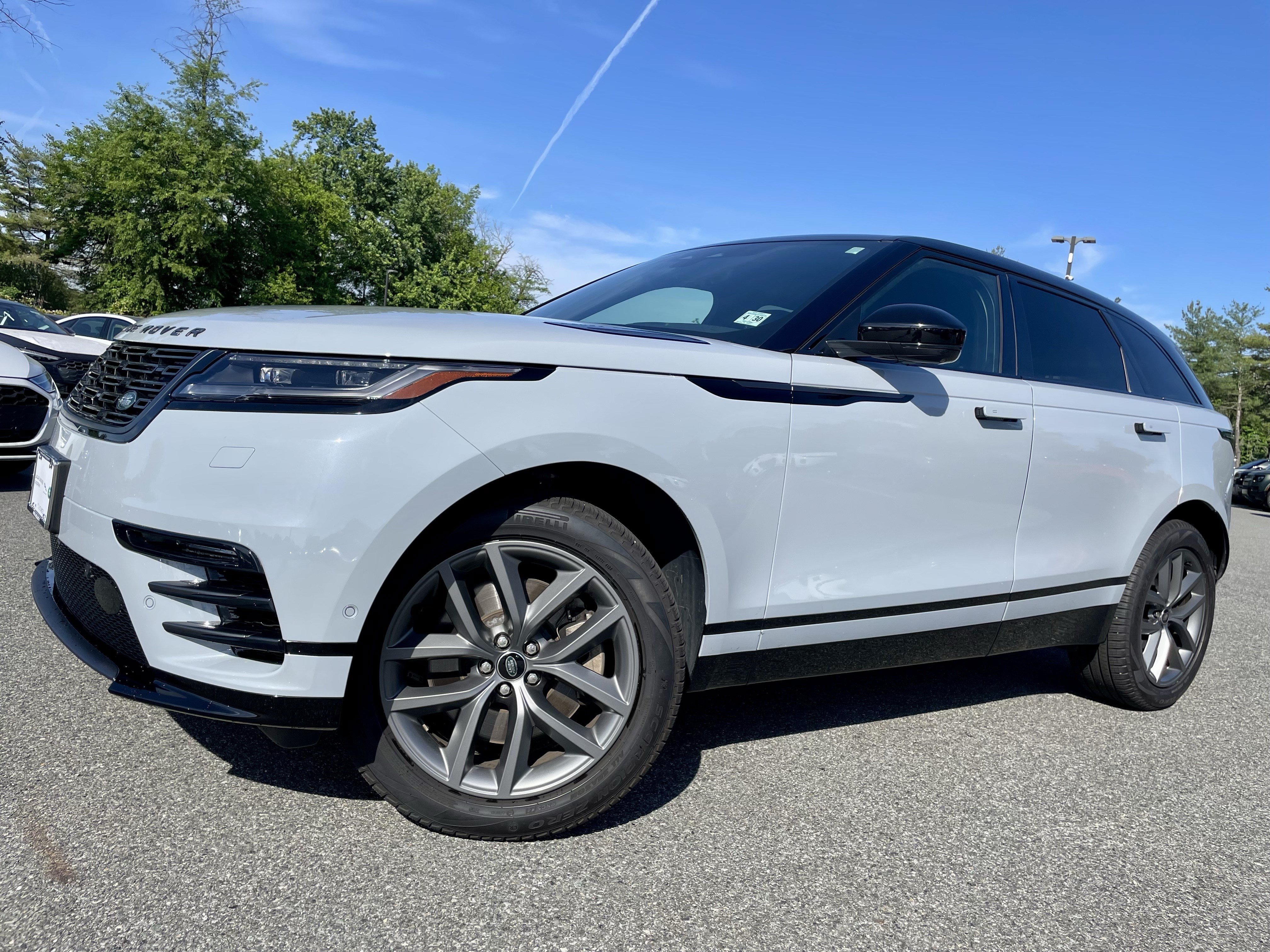 Certified 2026 Land Rover Range Rover Velar Dynamic SE AWD/4WD image 35