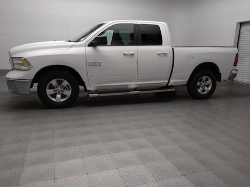 Used 2017 RAM 1500 Classic SLT image 2