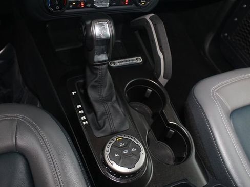 Used 2022 Ford Bronco Outer Banks image 14