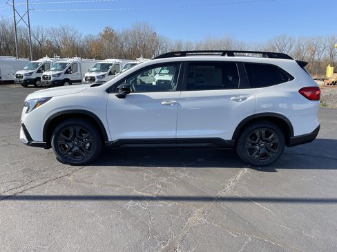 New 2025 Subaru Ascent Bronze Edition image 2